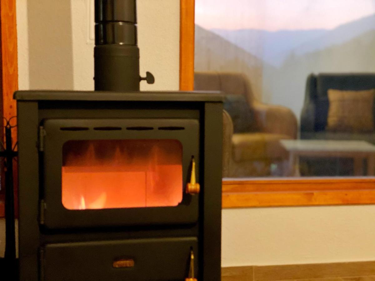 Chalet Kujta Pejë Esterno foto