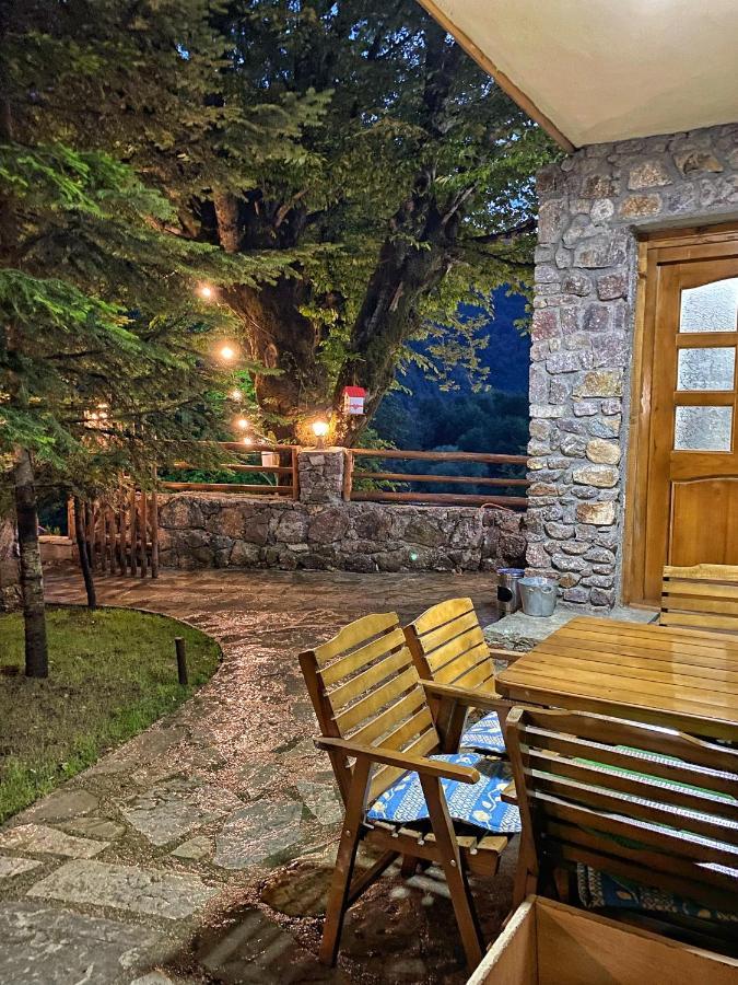 Chalet Kujta Pejë Esterno foto