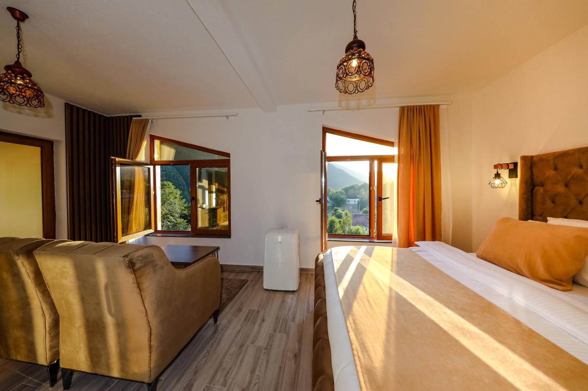 Chalet Kujta Pejë Esterno foto