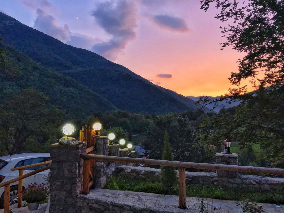 Chalet Kujta Pejë Esterno foto